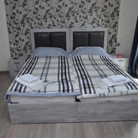 Guest House Uta Tbilisi Esterno foto