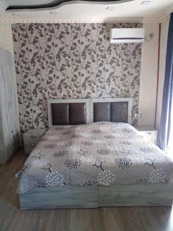 Guest House Uta Tbilisi Esterno foto