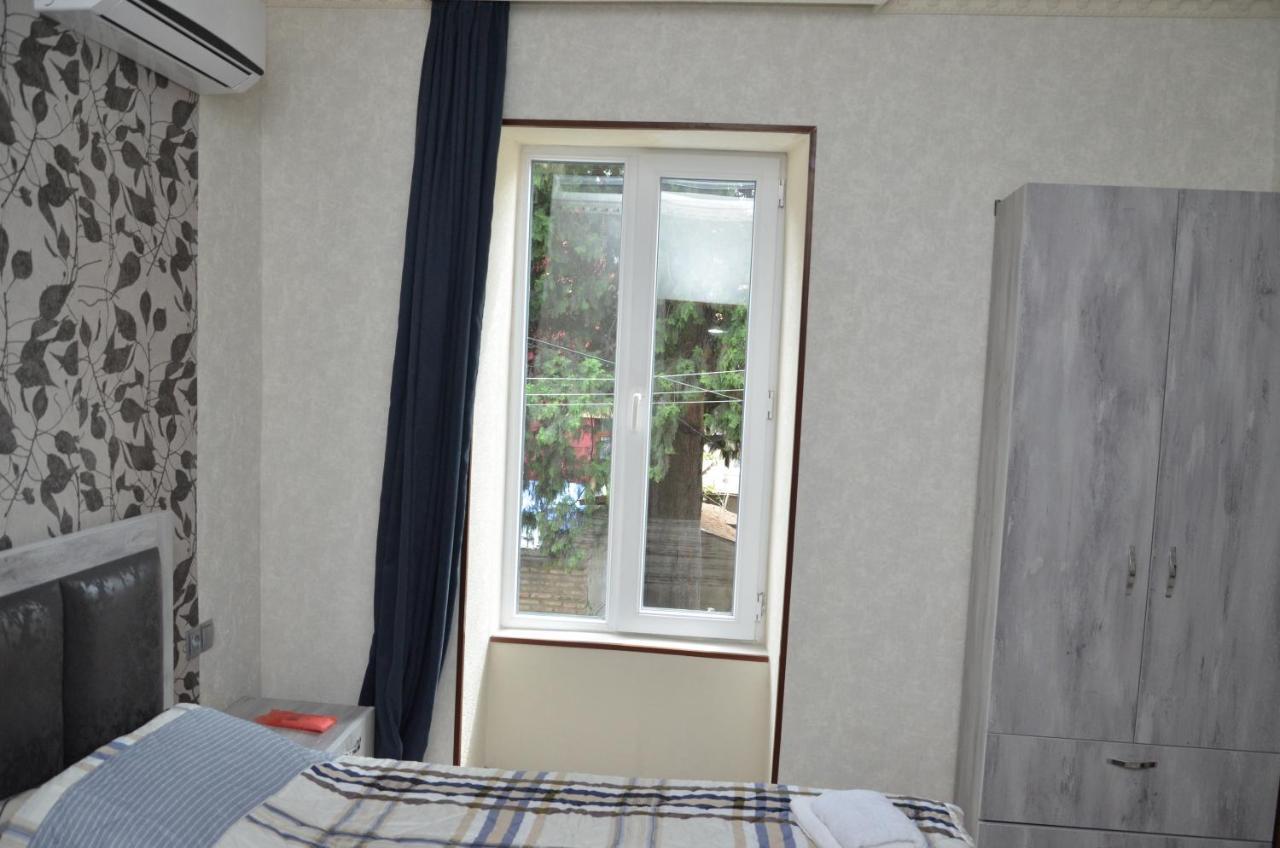 Guest House Uta Tbilisi Esterno foto