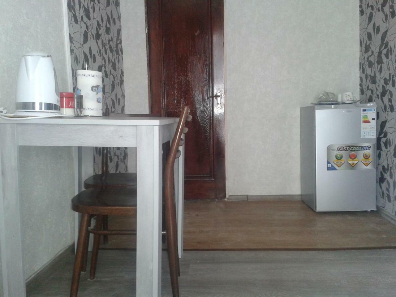 Guest House Uta Tbilisi Esterno foto